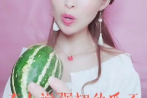 娱乐吃瓜酱被虐